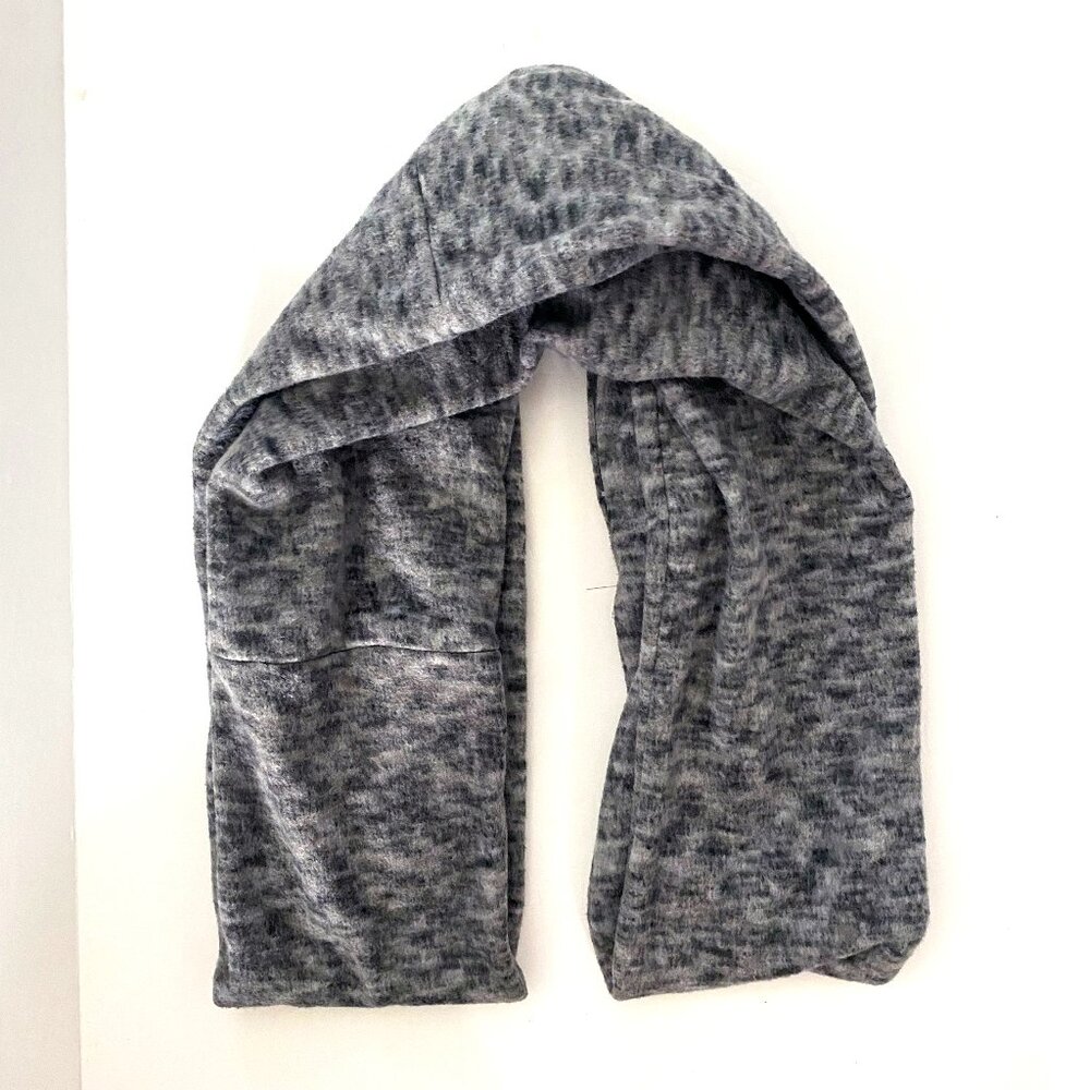 SUPER SOFT AND CUTE HANDMADE FLEECE INFINITY SCARF WITH HIDDEN POCKET